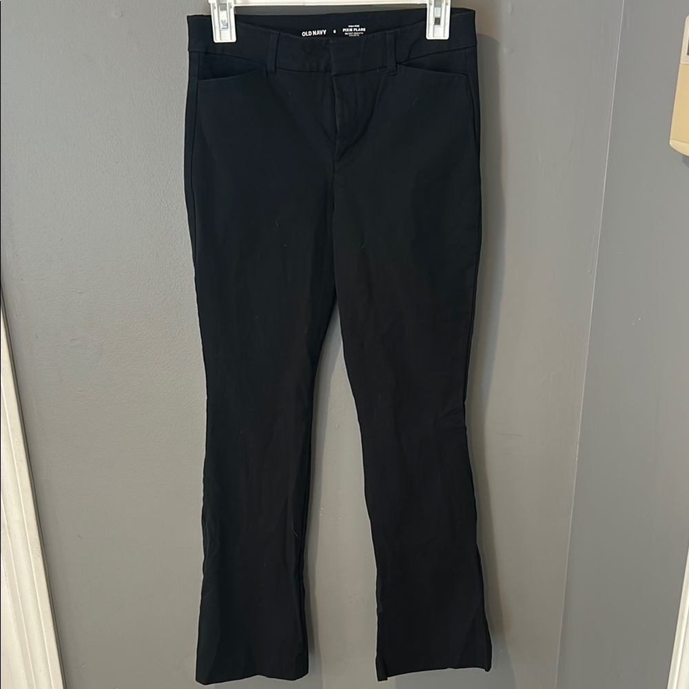 Old Navy Boot Cut Pixie Pants